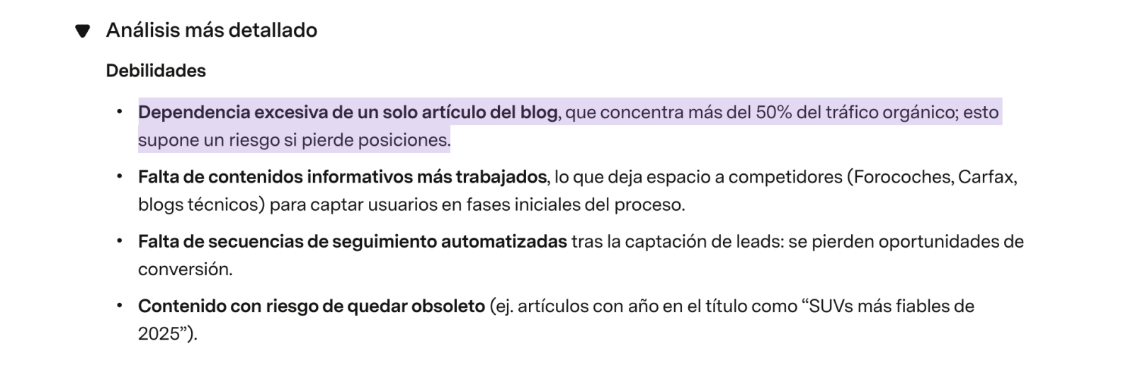 Lista de debilidades del informe de auditoría de NeedCarHelp, con la dependencia de un solo artículo del blog resaltada